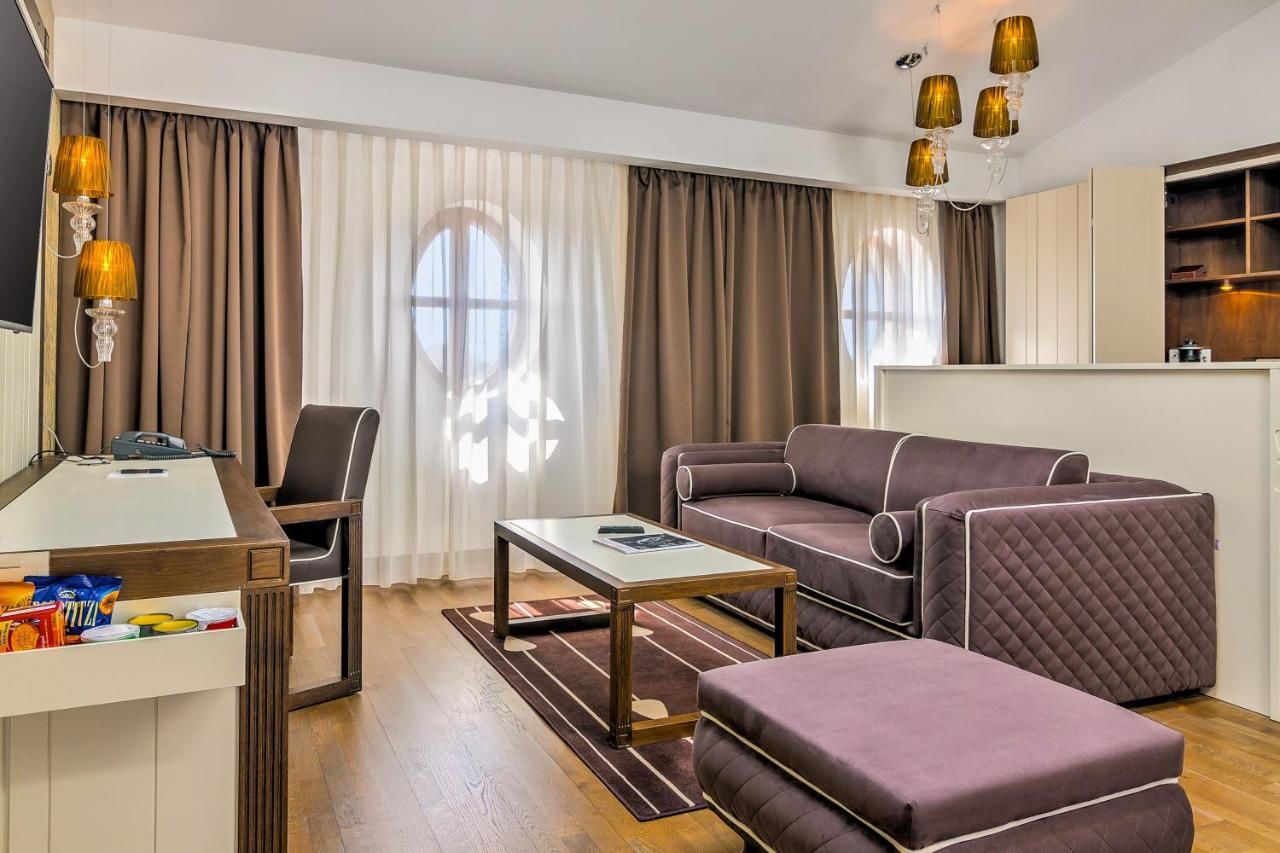 Отель Epoque Hotel - Relais & Chateaux Бухарест