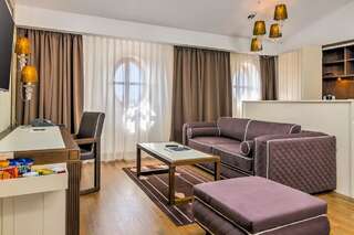 Отель Epoque Hotel - Relais & Chateaux Бухарест VIP-люкс Cismigiu с террасой и бесплатным Wi-Fi-4